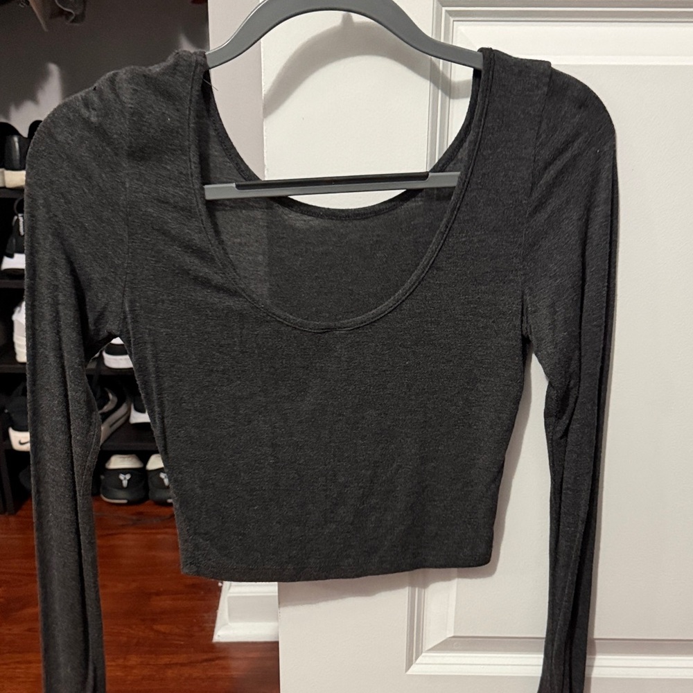 Charcoal Gray Long Sleeve Crop Top